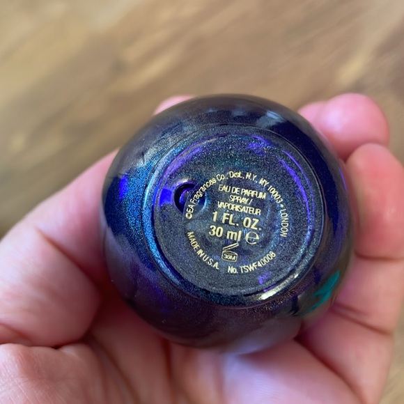 Taylor Swift WONDERSTRUCK Eau de Parfum 1 fl oz 30 ml unboxed) 95% full - Picture 7 of 11